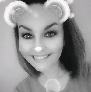 Meet your Posher, Hailey